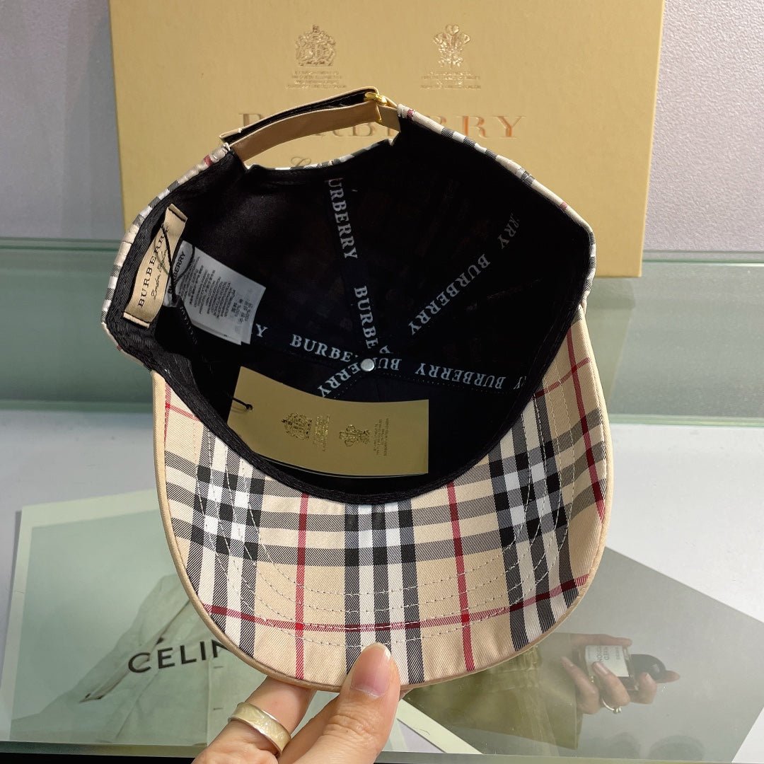 Burberry Baseball Cap Classic Check Embroidered - Serene