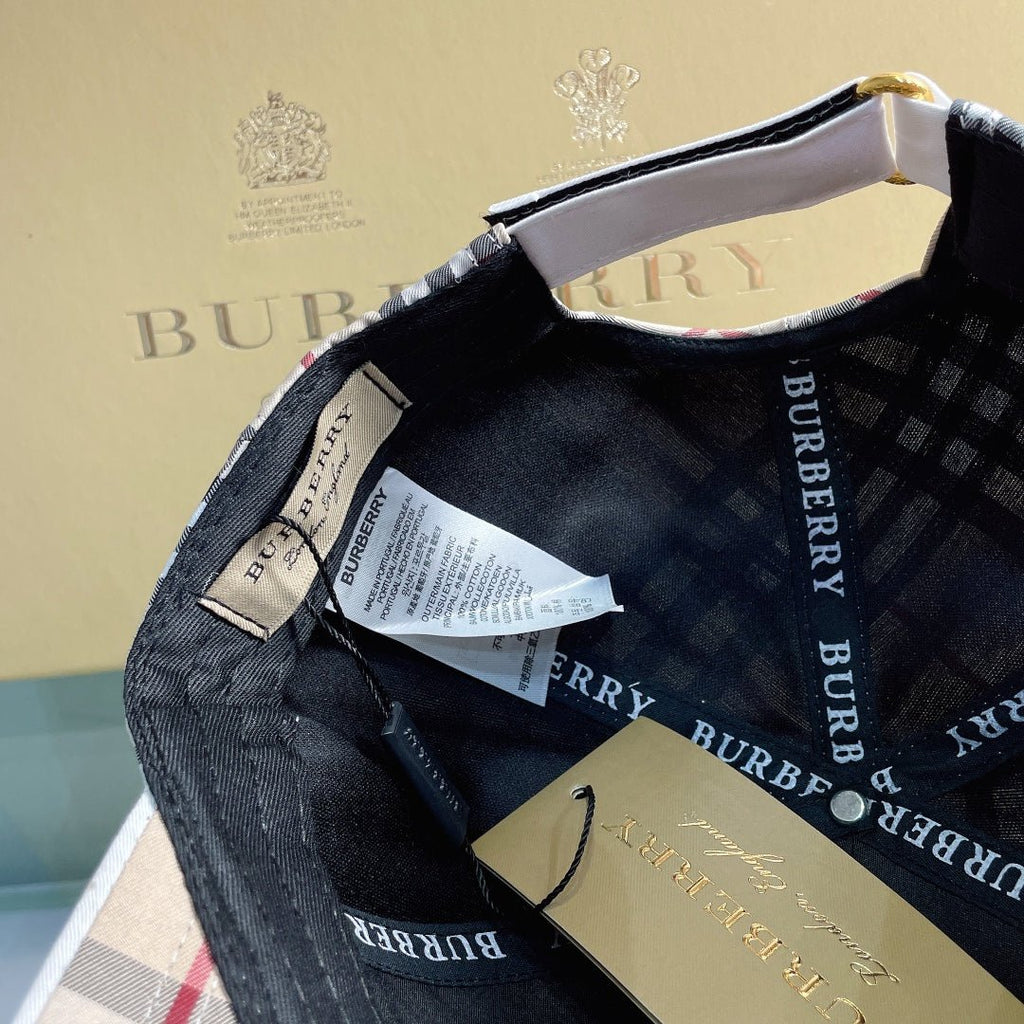 Burberry Baseball Cap Classic Check Embroidered - Serene