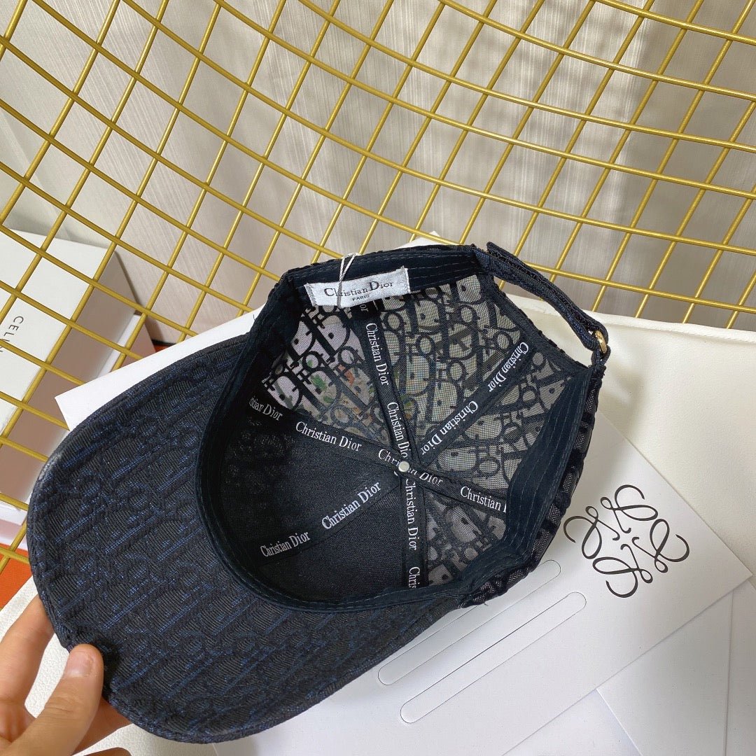 Christian Dior Embroidered Mesh Baseball Cap - Serene