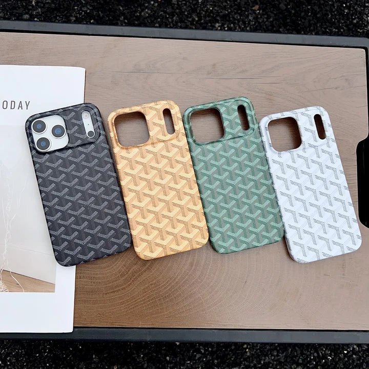 Goyard iPhone 18 Pro Case – Vintage Monogram Luxury Cover - Black - Serene