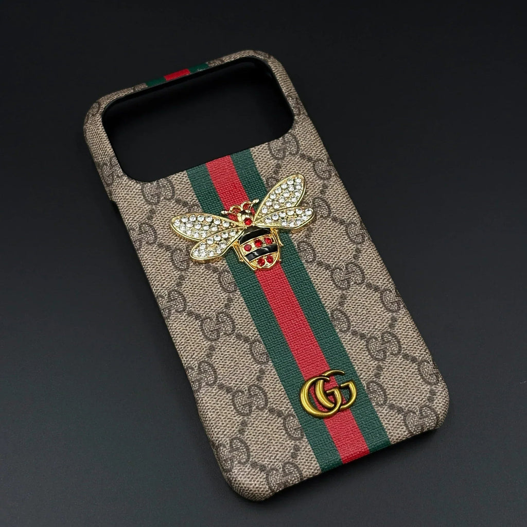 Gucci Ophidia iPhone 18 Pro Case with Web Stripe & Bee – Luxury GG Supreme Phone Case - Serene