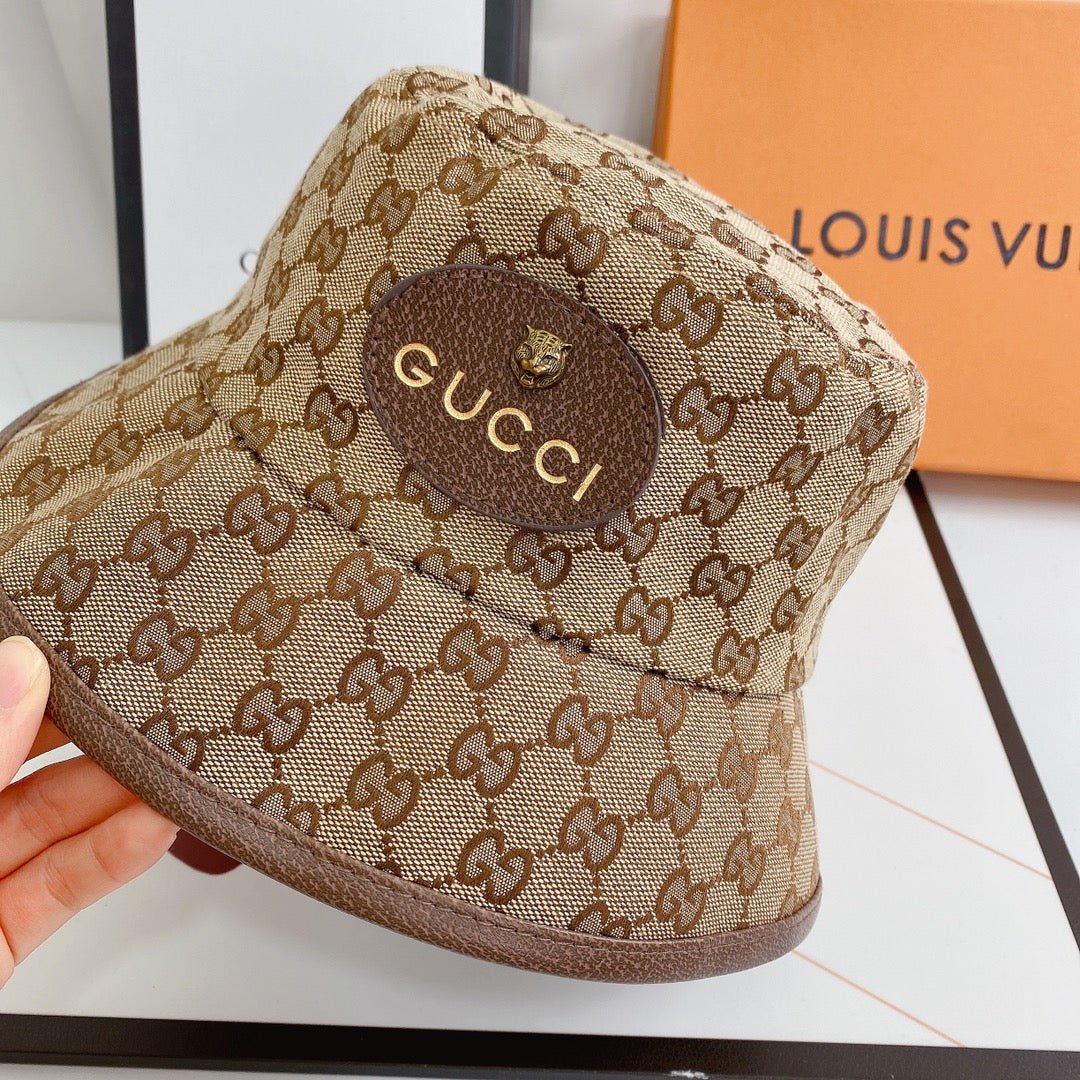 Gucci Tiger Head Embroidered Canvas Bucket Hat for Men & Women - Serene