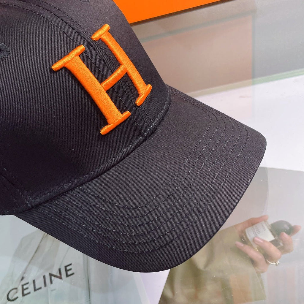 Hermès H Embroidered Cotton Baseball Cap - Serene