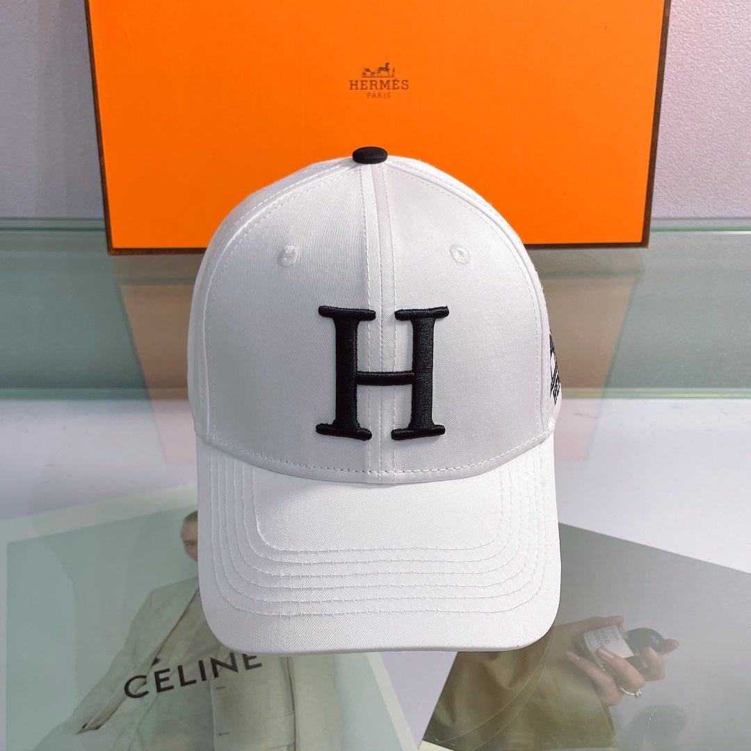 Hermès H Embroidered Cotton Baseball Cap - Serene