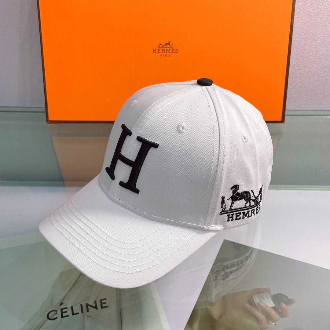 Hermès H Embroidered Cotton Baseball Cap - Serene
