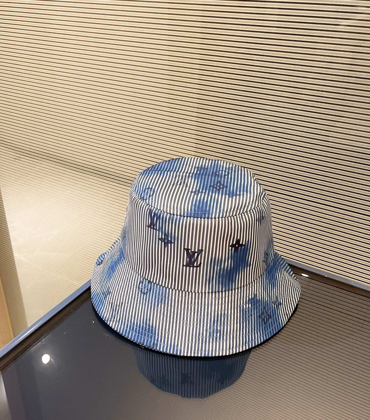 Louis Vuitton Camouflage Graffiti Bucket Hat - Serene