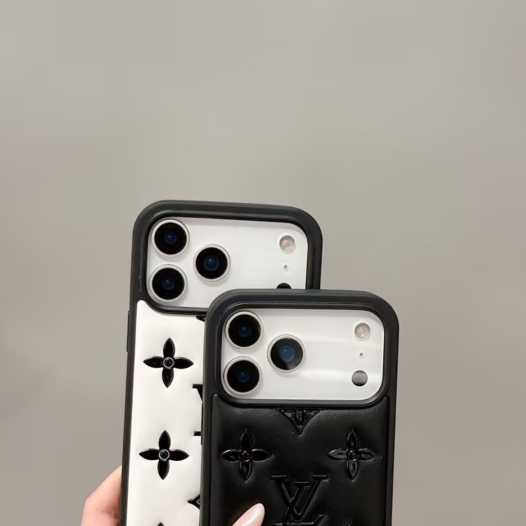 Louis Vuitton iPhone 18 Pro Case – Luxury Designer Cover - Serene