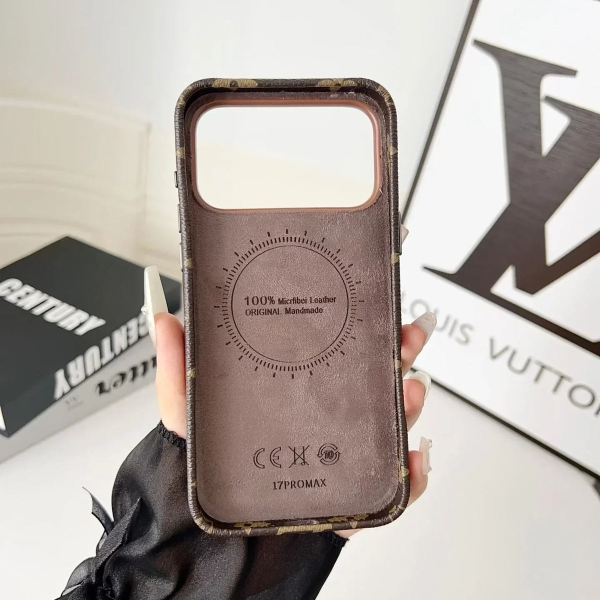 Louis Vuitton iPhone 18 Pro Case with Cardholder – Classic Monogram Leather - Serene