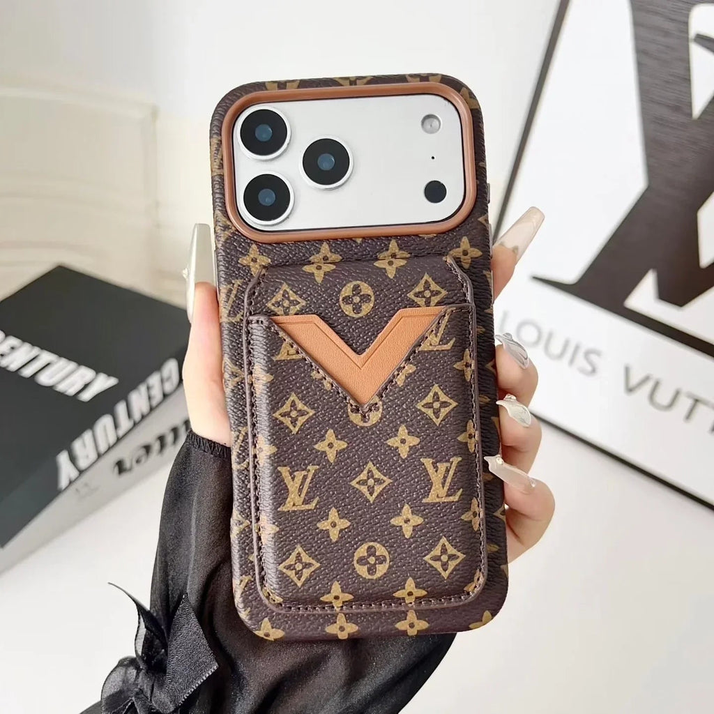 Louis Vuitton iPhone 18 Pro Case with Cardholder – Monogram Black – Gray Leather - Serene