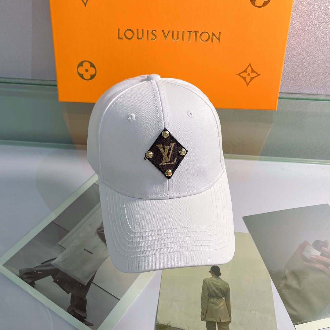 Louis Vuitton Premium Cotton Baseball Cap for Men & Women - Serene