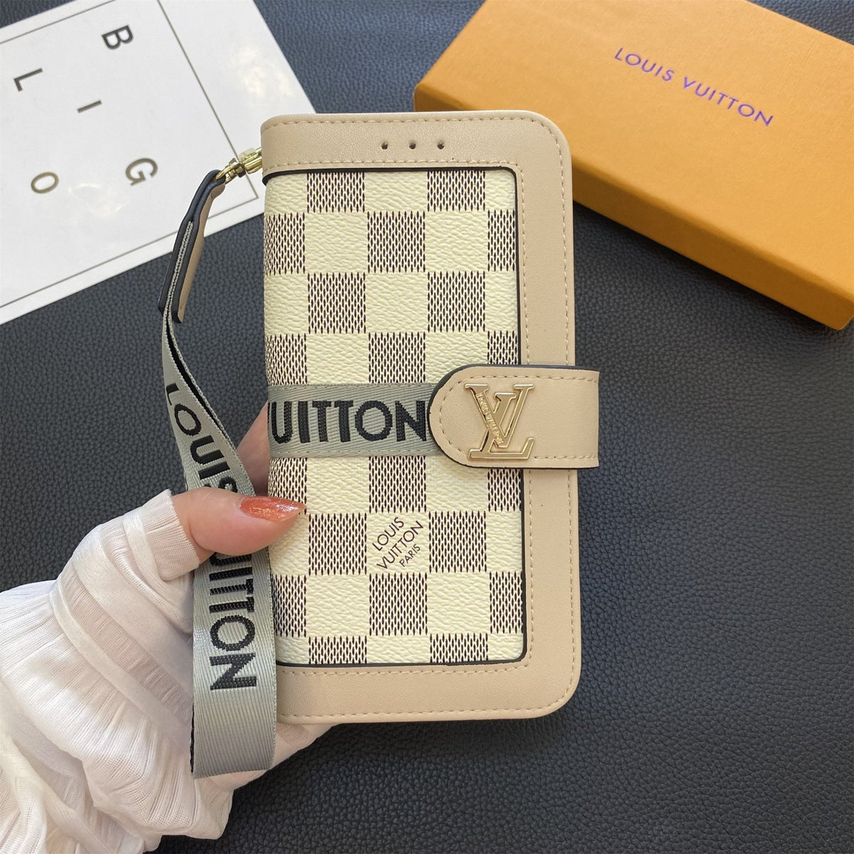 Louis Vuitton Samsung Galaxy S26 Ultra Case Monogram Leather Wallet Card Holder - Serene