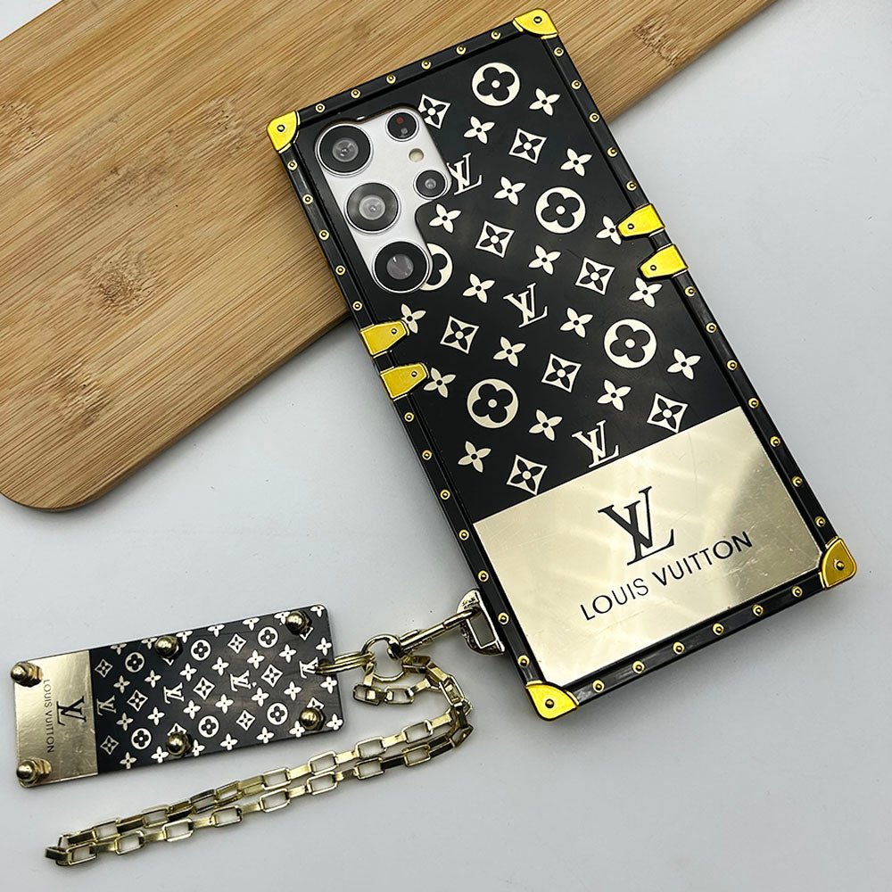 Louis Vuitton Trunk Chain Samsung Galaxy S26 Case – Luxury Designer Cover - Serene