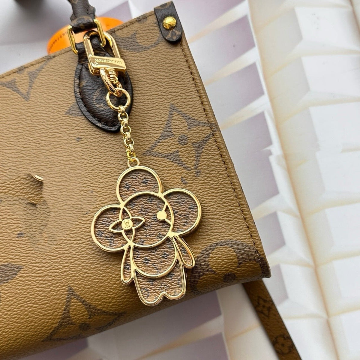 Louis Vuitton Vivienne Monogram Metal Bag Charm Keychain - Serene