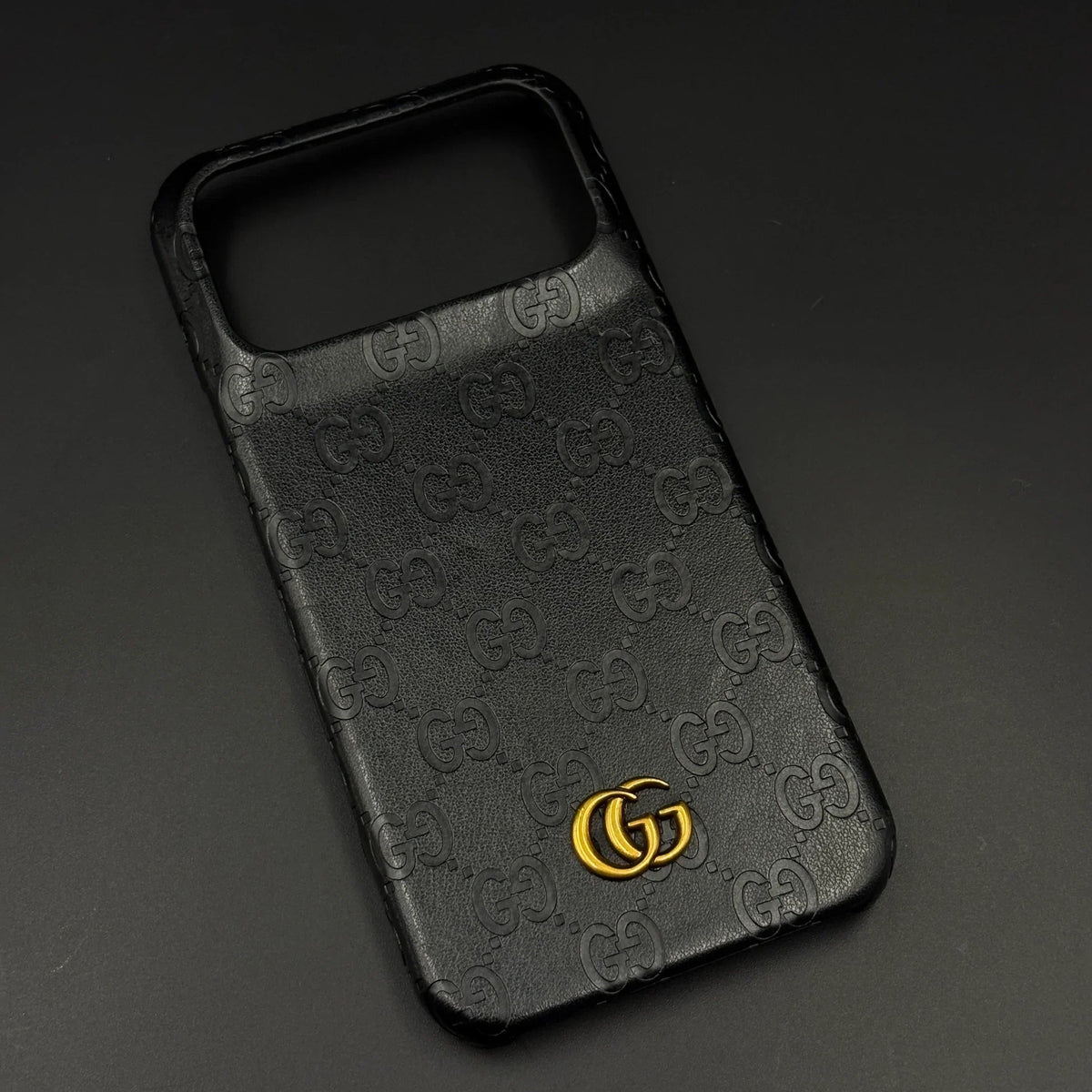 Luxury Gucci iPhone 18 Pro Case | GG Monogram Leather - Serene