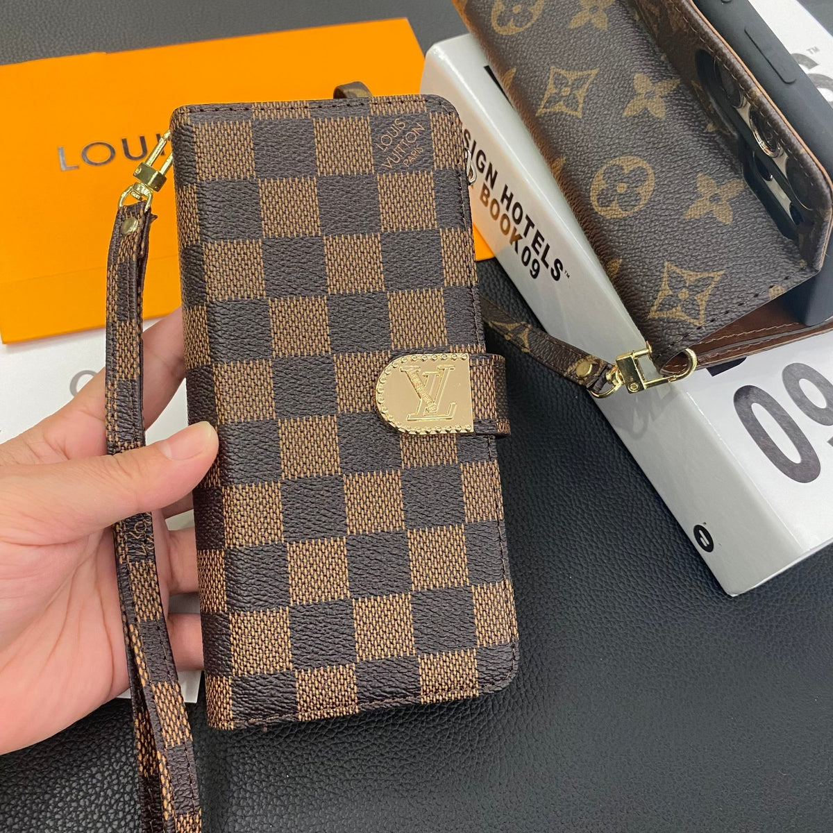 Luxury Louis Vuitton Damier Samsung Galaxy S26 Ultra Case with Card Holder - Serene